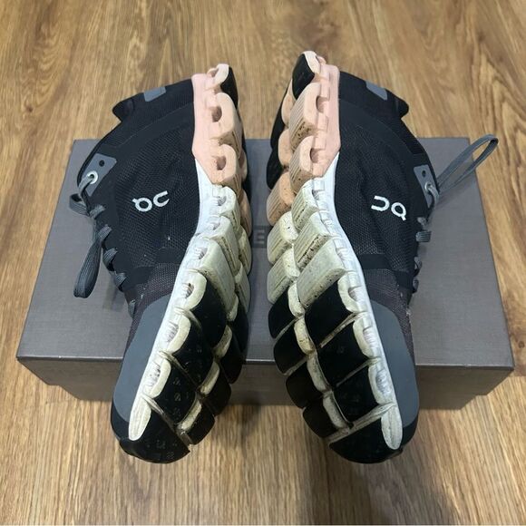 ON CLOUDFLOW black athletic training running lace up shoes sneakers women’s 8 - Picture 7 of 9